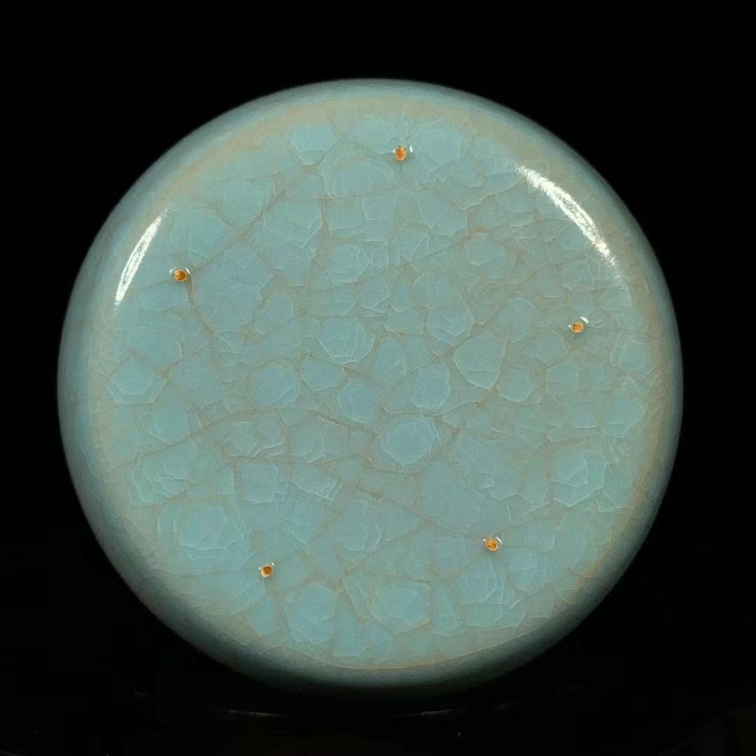 中国古美術・旧蔵の磁器・氷割れ模様の紙槌瓶・9.5x17cm・置物・書道・文房具