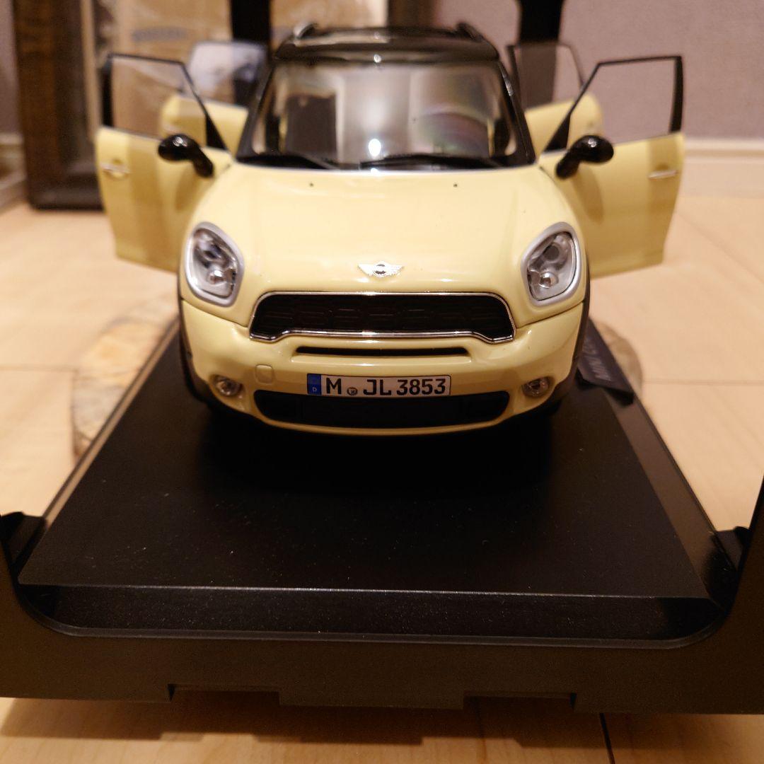 1-18スケール ミニクーパー Mini Cooper S　ディーラー特注　レア