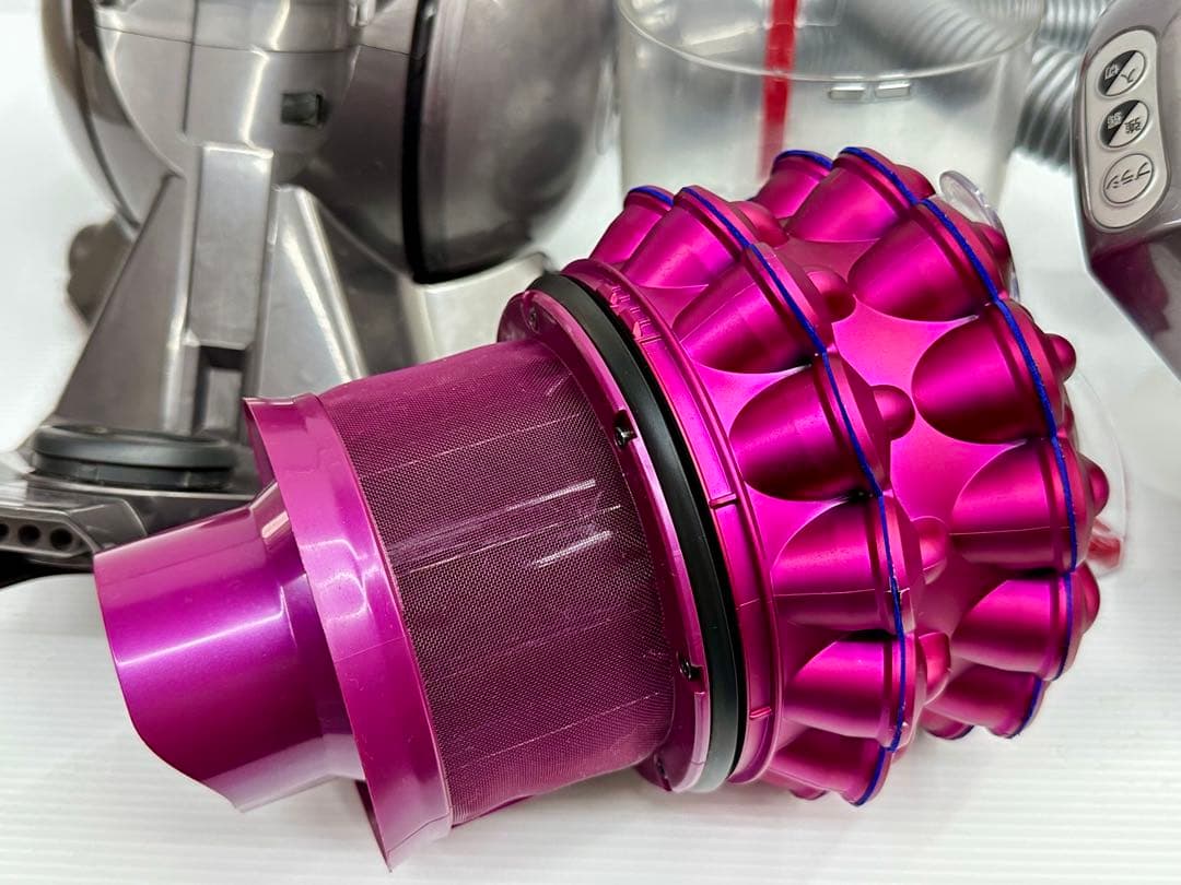 動作保証品　ピンク　ダイソン　CY24 掃除機　本体のみ　ホース ダストケース付