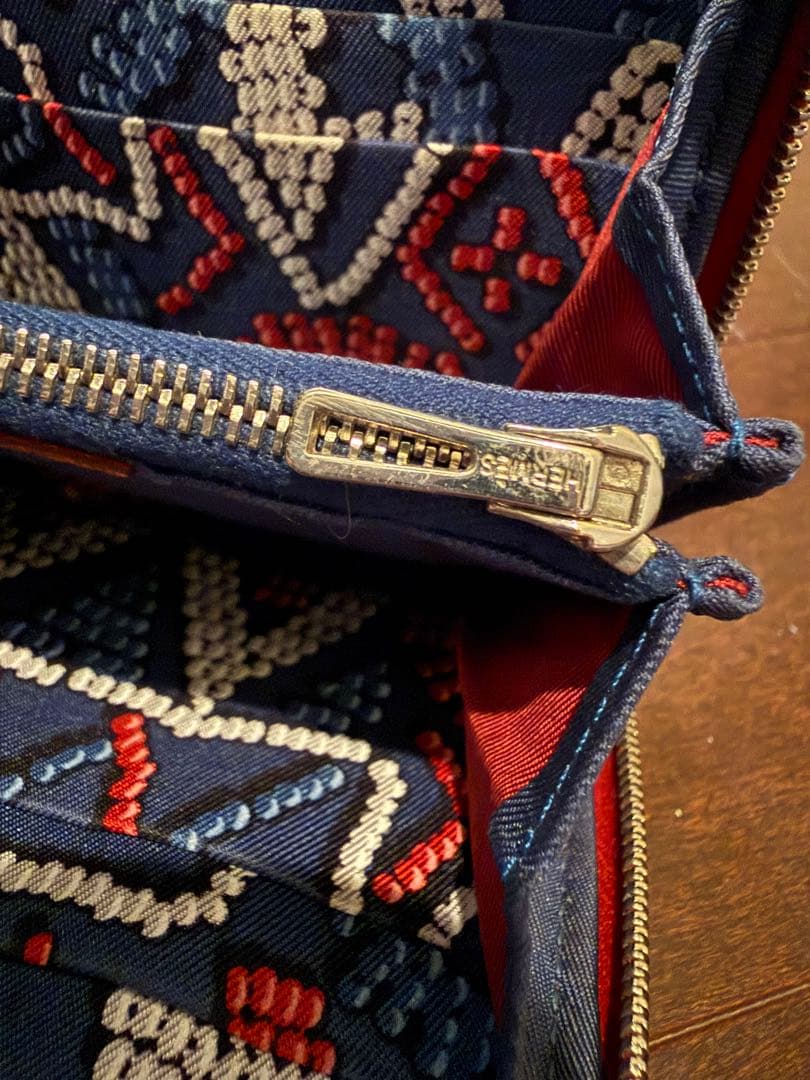 エルメス アザップ シルクイン コンパクト 刻印□P 2012年製 レッド 赤