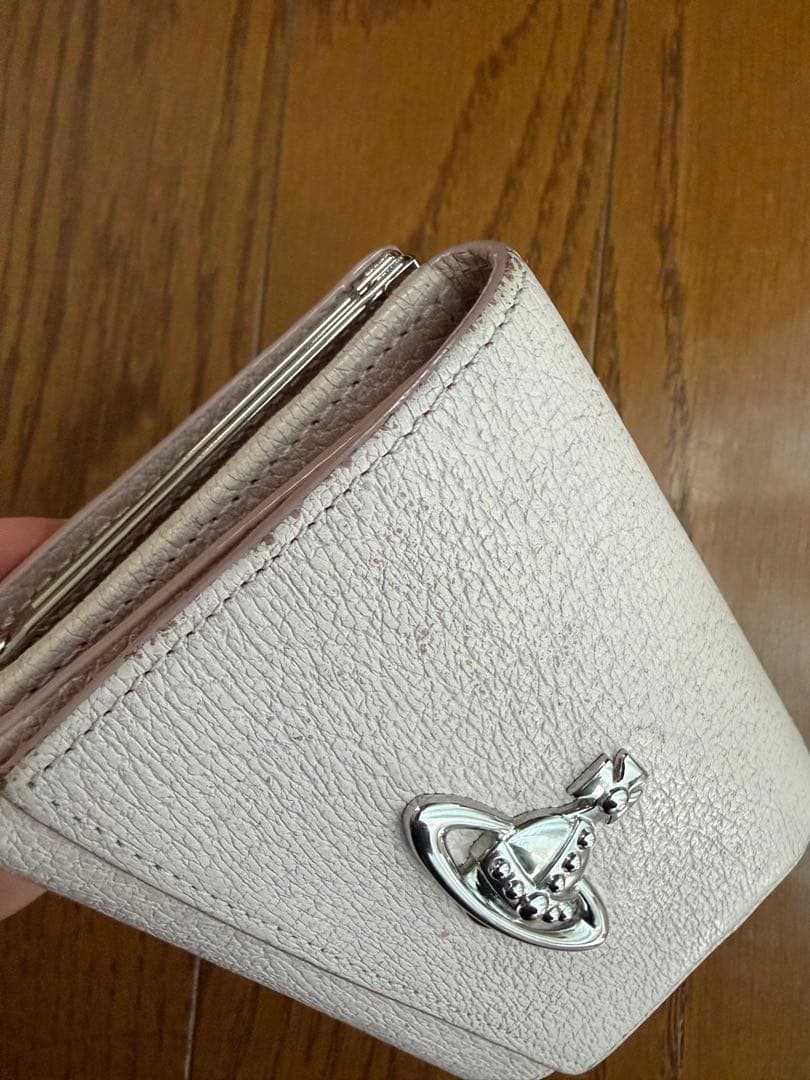 ヴィヴィアンウエストウッド　三つ折り財布