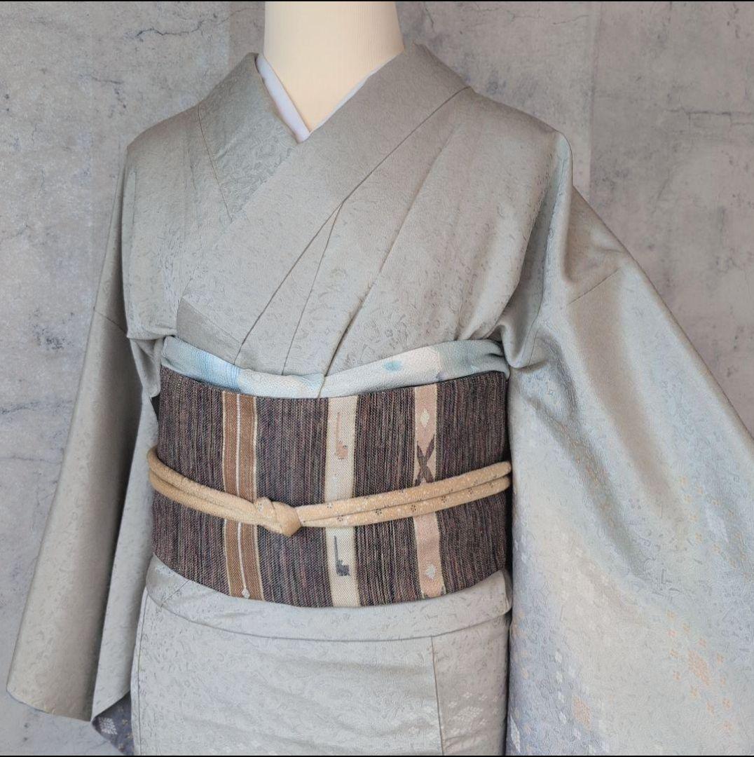 訪問着単品　付下げ正絹　シルバーグレー　パールトーン　幻想　A1r