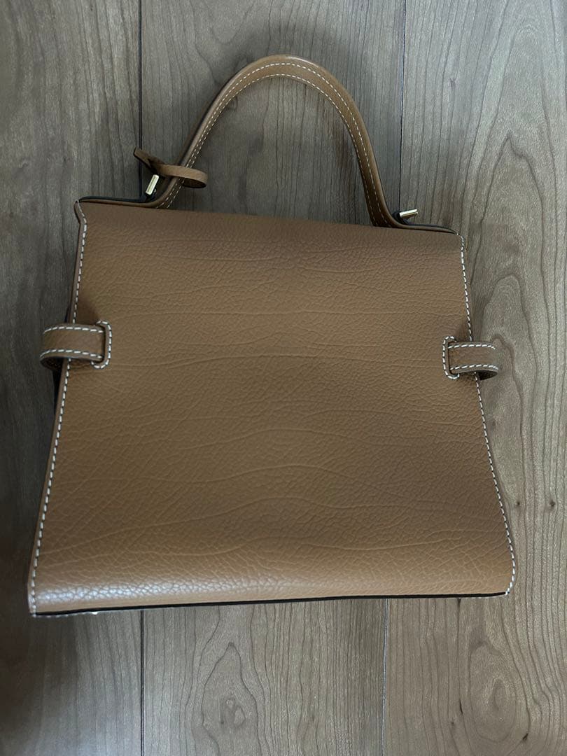 delvaux タンペート　PM