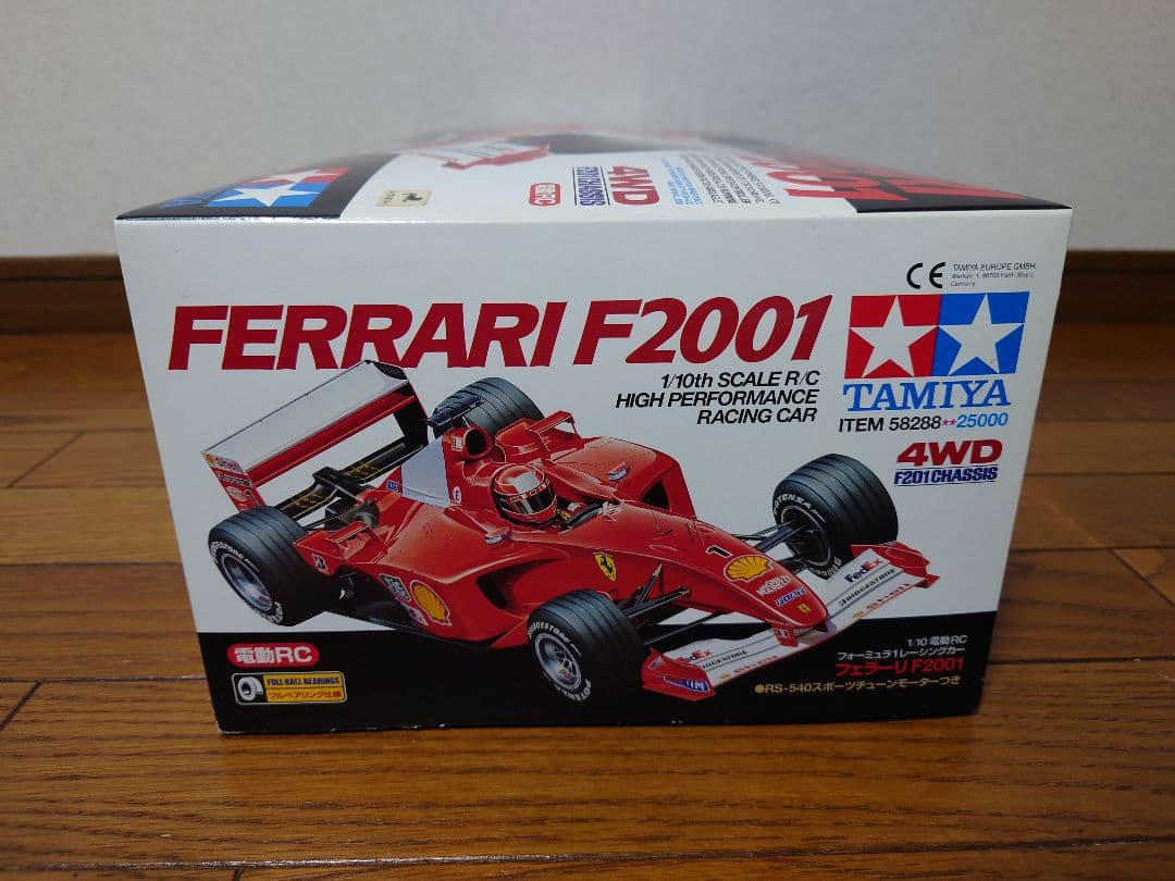 ★タミヤ1/10 フェラーリ F2001 組み立てキット [58288]