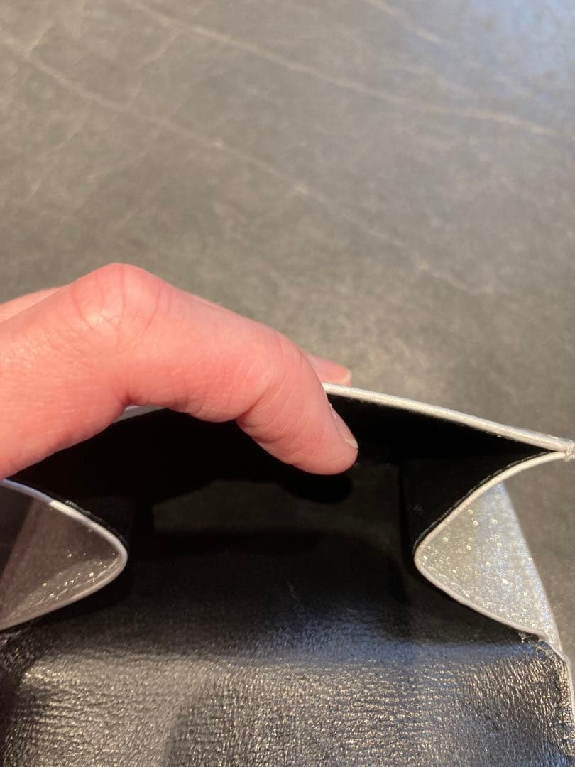 バレンシアガ　財布