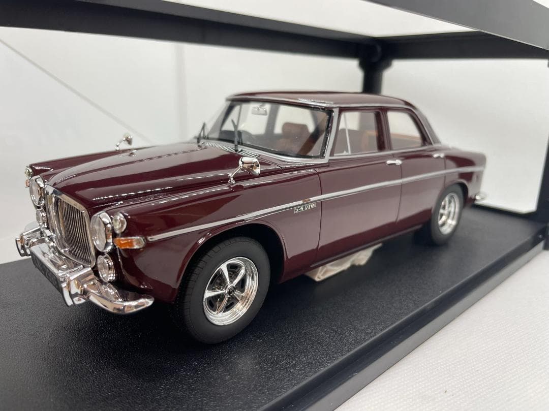 ミニカー 104-049 Cult 1/18 Rover P2b Saloon 1968