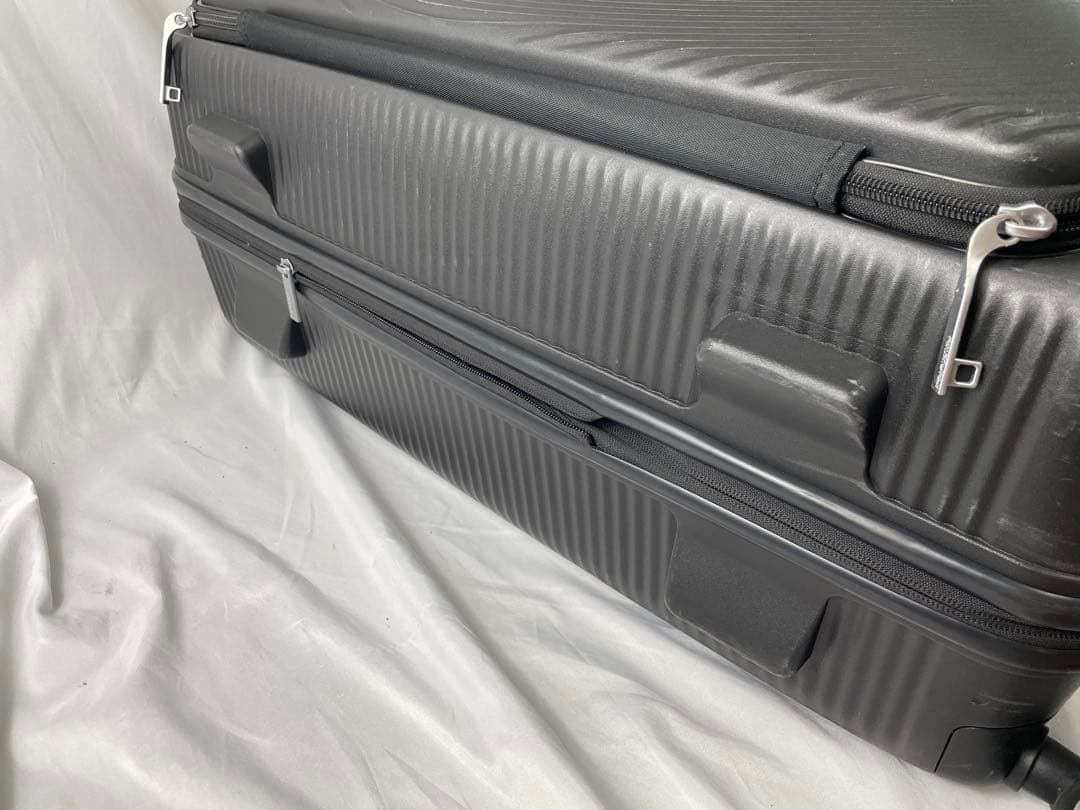 アメリカンツーリスター キャリーケース キュリオ Curio スピナー75/28