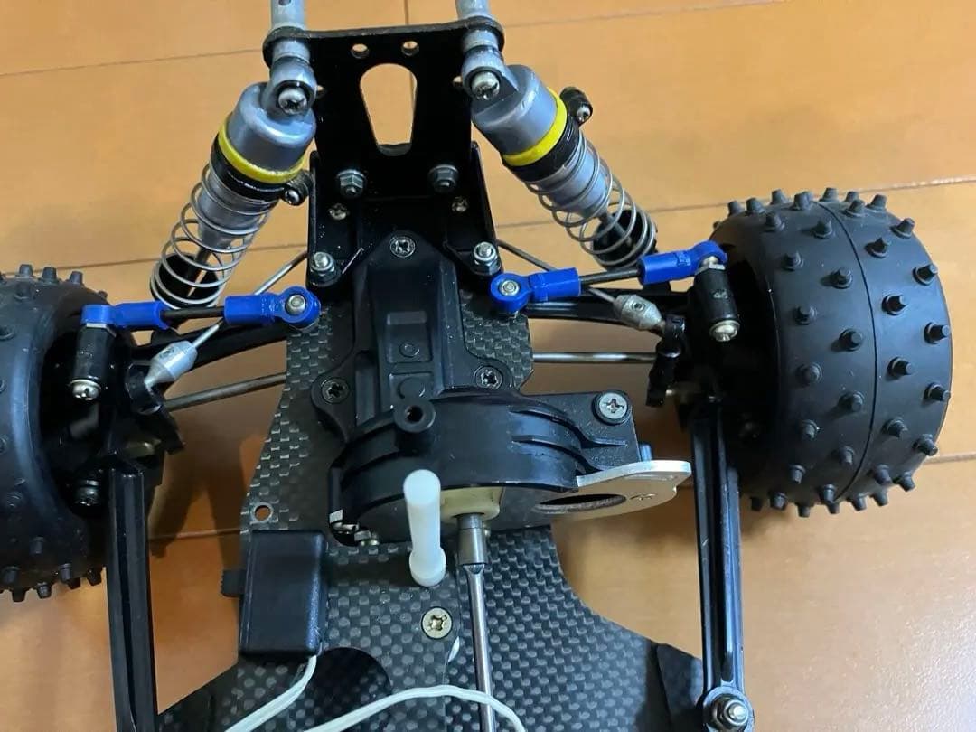 （ジャンク品　部品取得用）　田宮カーボンファイバー RCカー 4WD オフロード