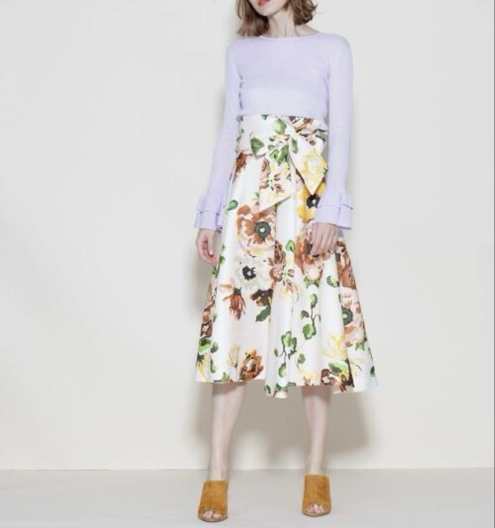 ★新品★ GRACE CONTINENTAL フレアスカート　花柄　Mサイズ