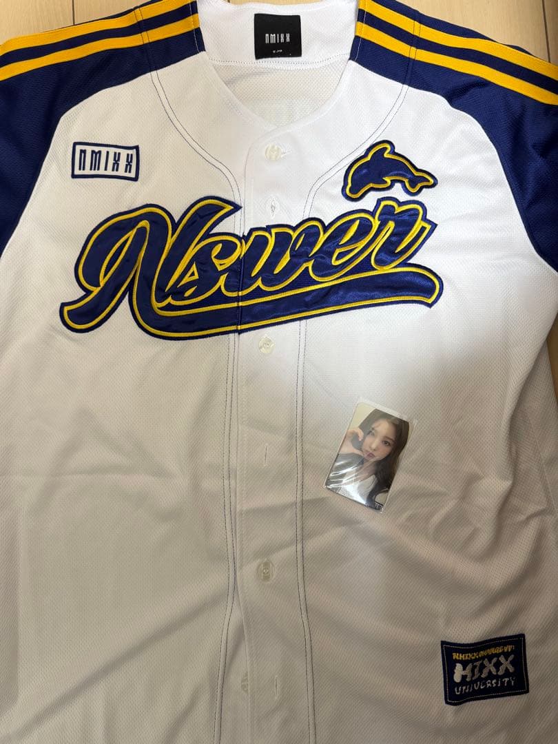 【公式】NMIXX ユニフォーム　ソリュン 01 sullyoonトレカ付