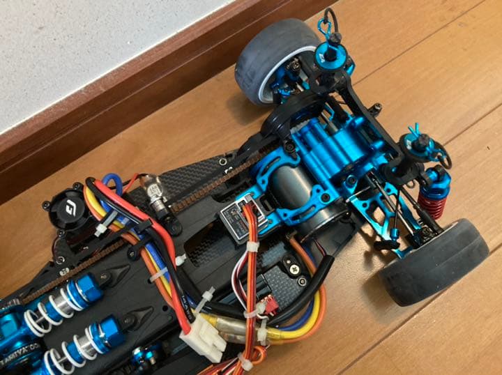 タミヤ　TA06ラジコンカー