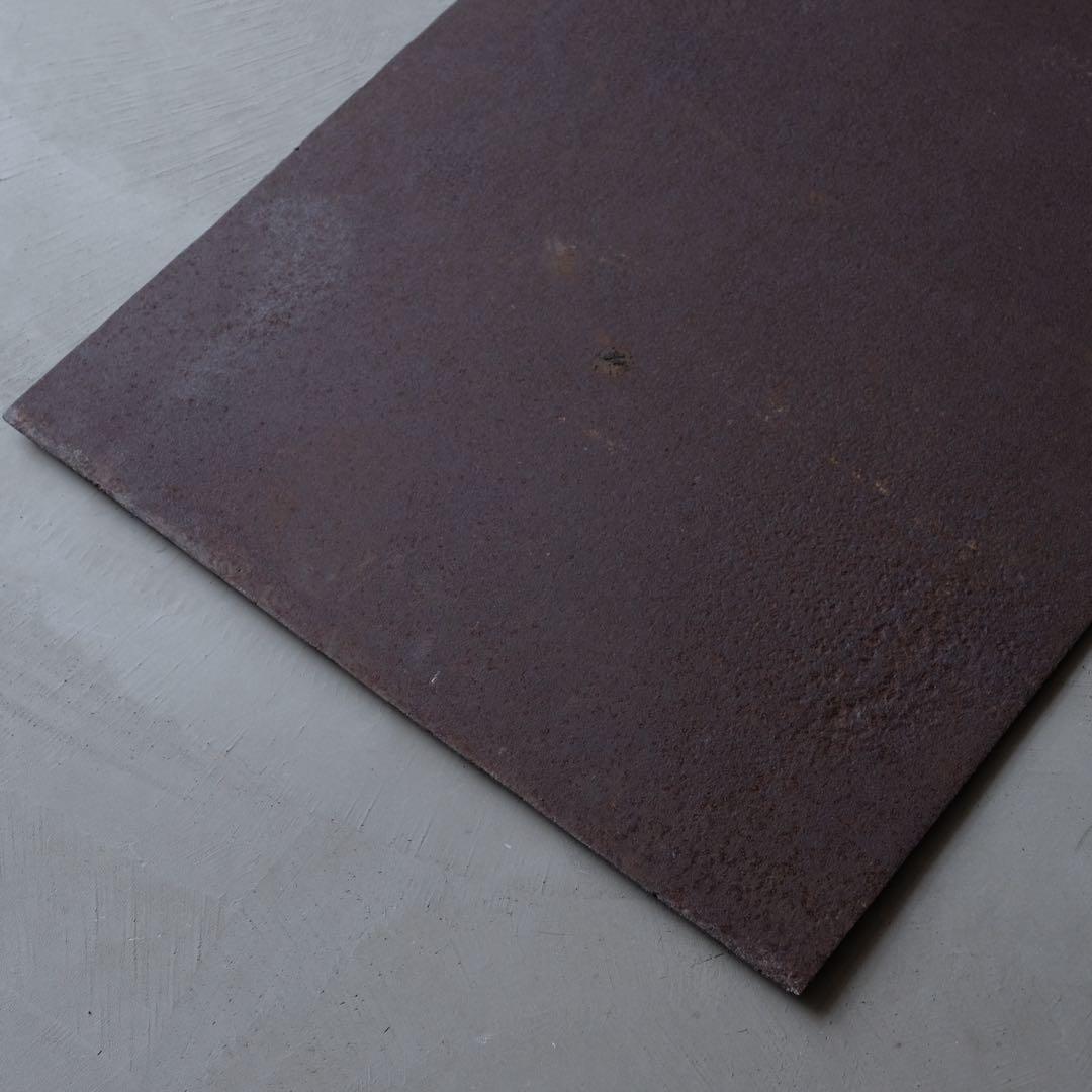 錆びた鉄板　絵画 看板 黒板 メニュー オブジェ 古道具 インダストリアル