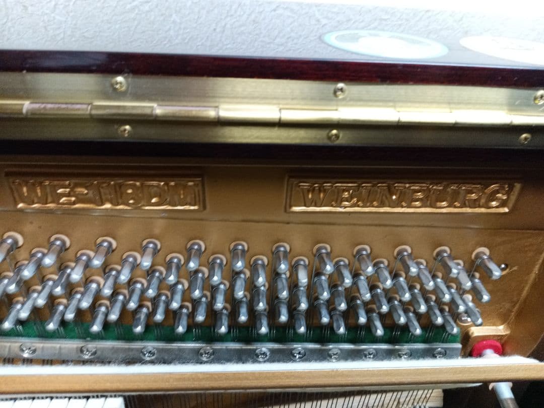 ワインバーグピアノ ベンチ付き