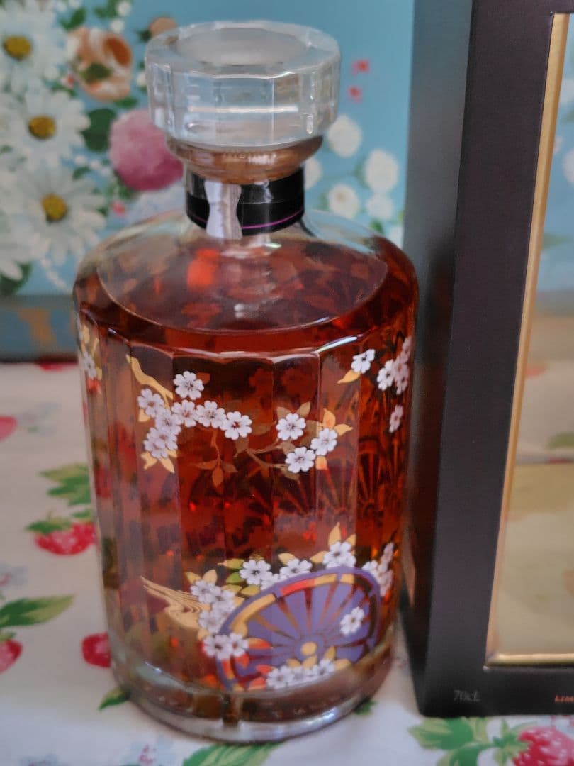 未開封　響　ハーモニー マスターズ　セレクト 意匠ボトル　海外免税　海外限定