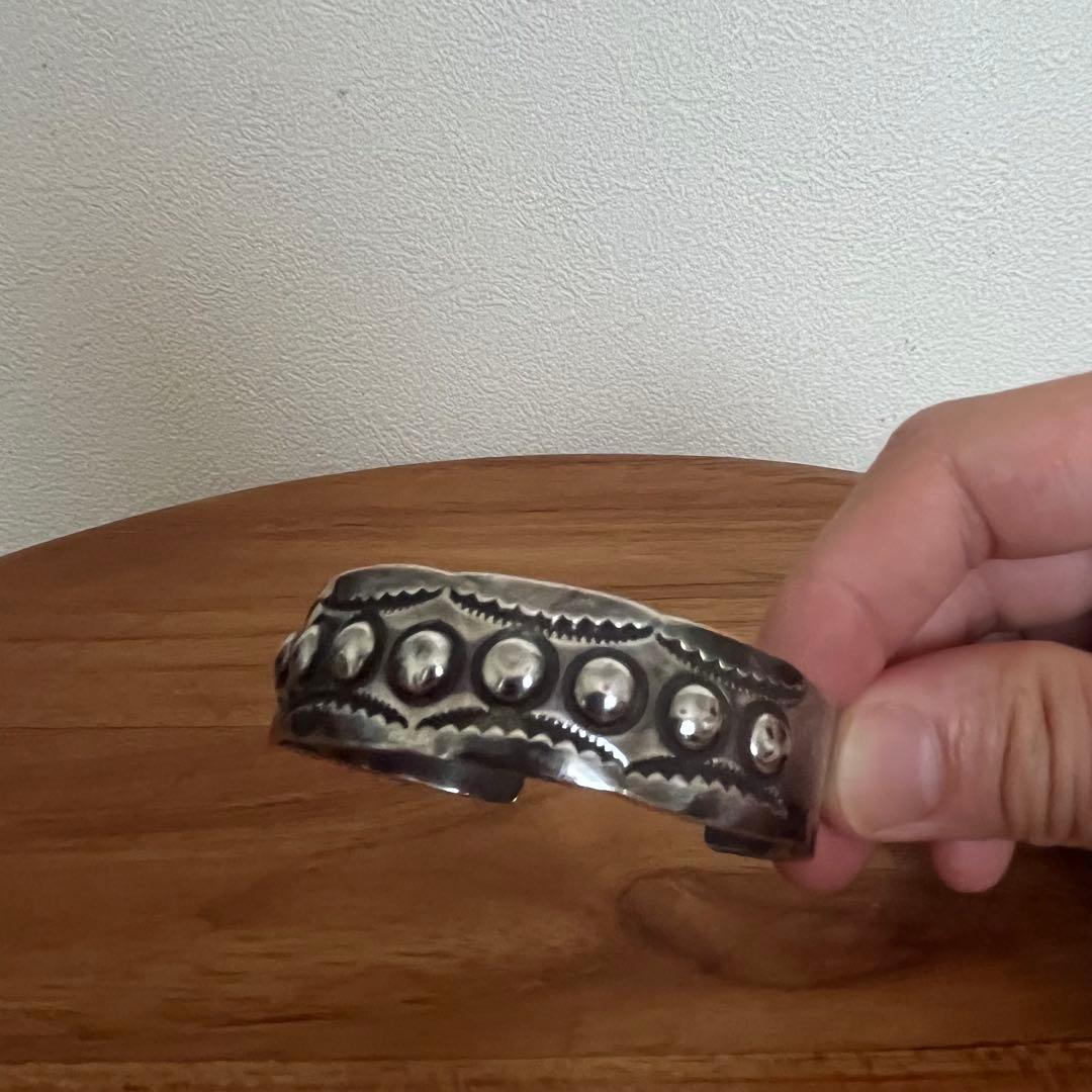 NAVAJO ナバホ　NORA TAHE ノラタヘ　バングル