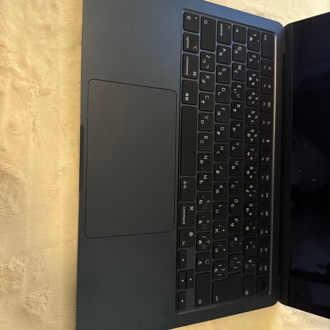 MacBook Air M2 13インチ 16GB 256GB ミッドナイト