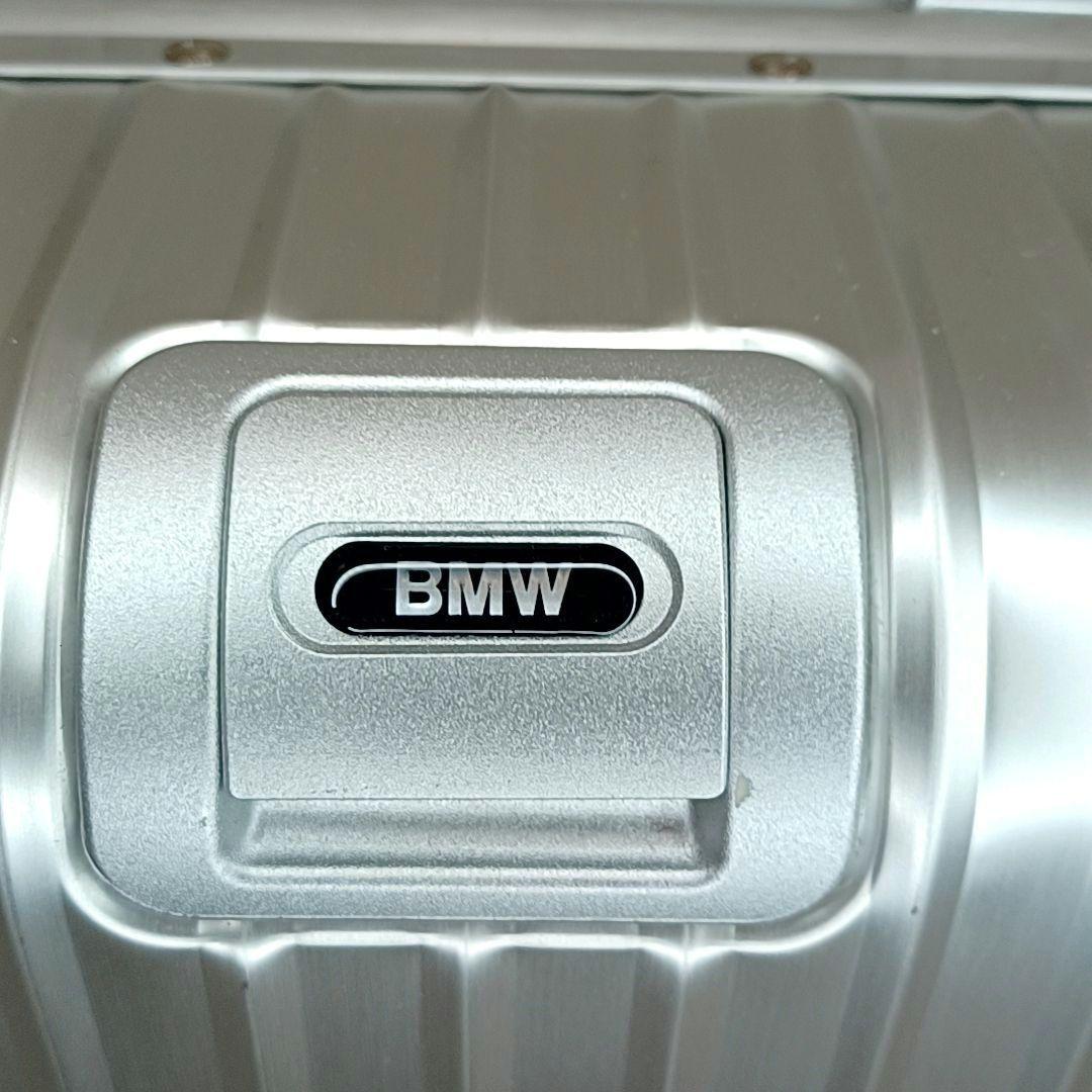 美品32L　BMW　四輪ホイール　アルミ　スーツケース　キャリーケース　シルバー
