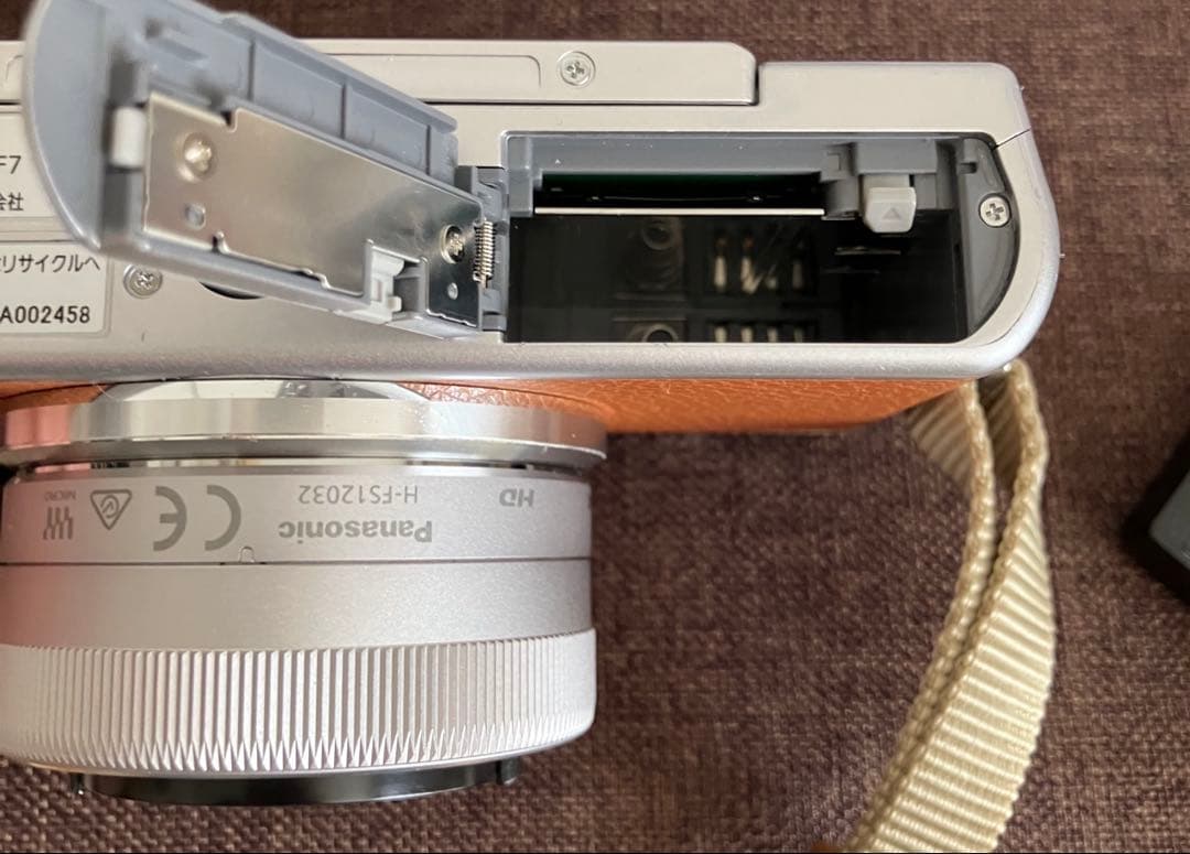 Panasonic LUMIX DMC-GF7 ミラーレス ブラウン