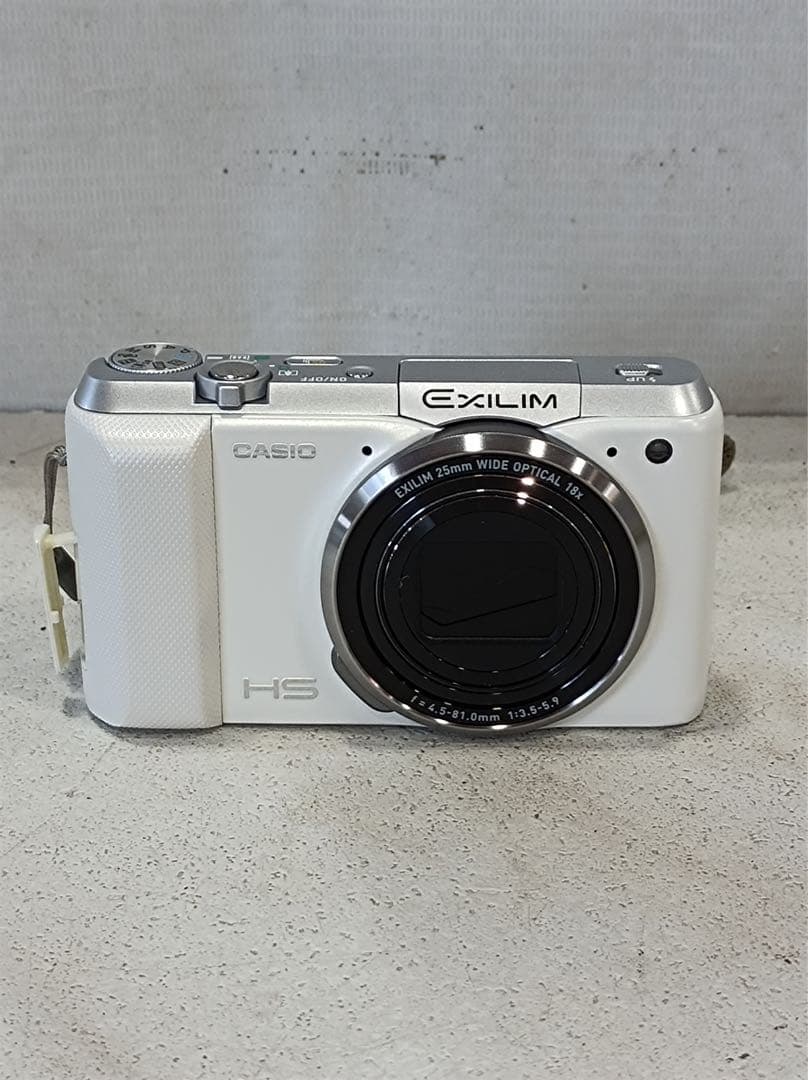 八6715【美品】CASIOデジタルカメラ　EXILIM HS EX-ZR850