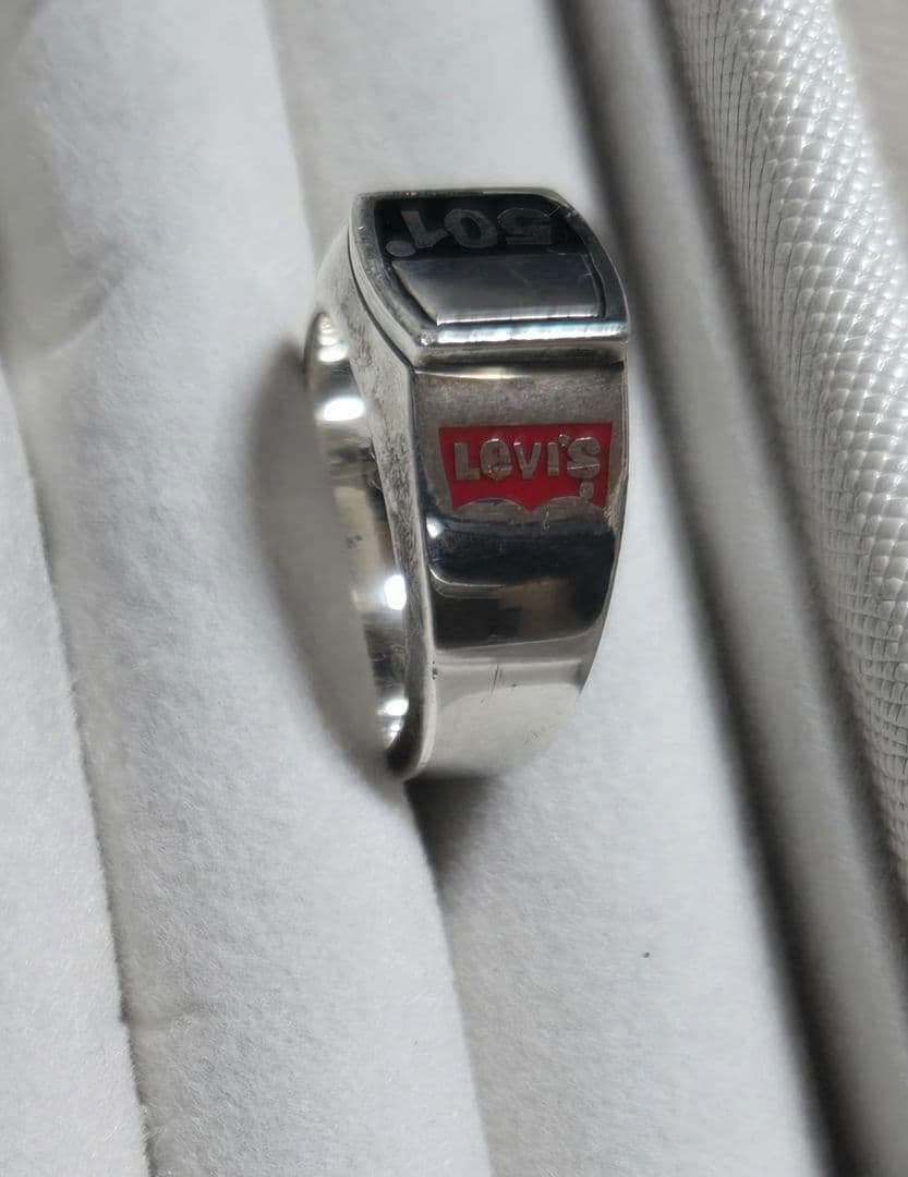 Levi's 501 May 1st 限定リング