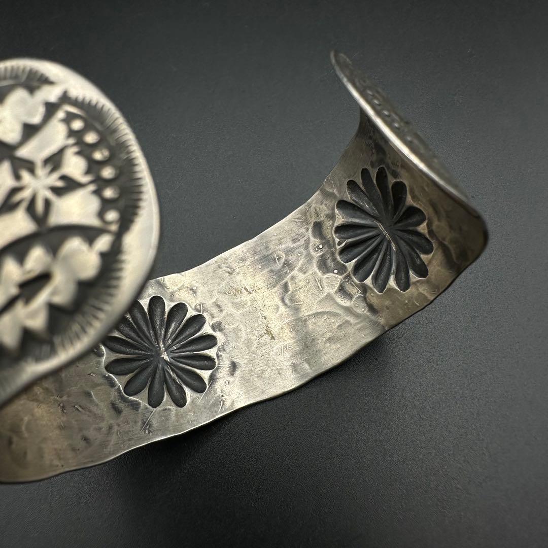 Navajo Vincent Joe Platero スタンプワーク　バングル