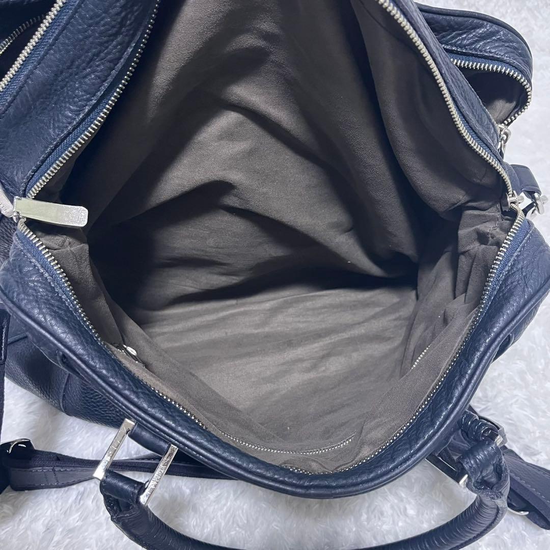 ペッレモルビダ メイデンボヤージュ 2室 2WAY ビジネスバッグ 紺A4