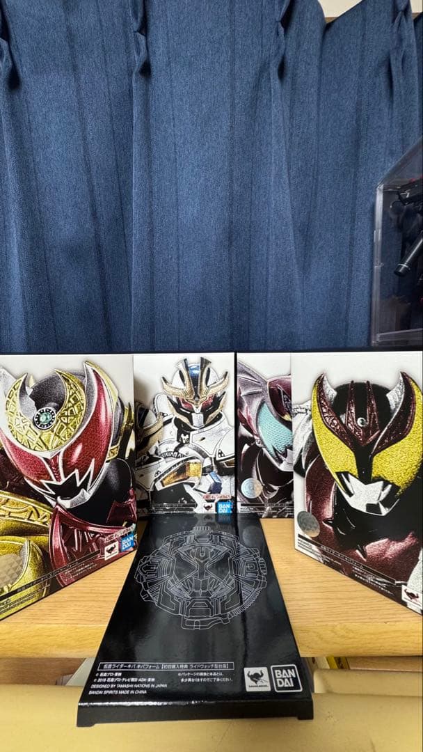 S.H.Figuarts（真骨彫製法） 仮面ライダーキバシリーズ4体