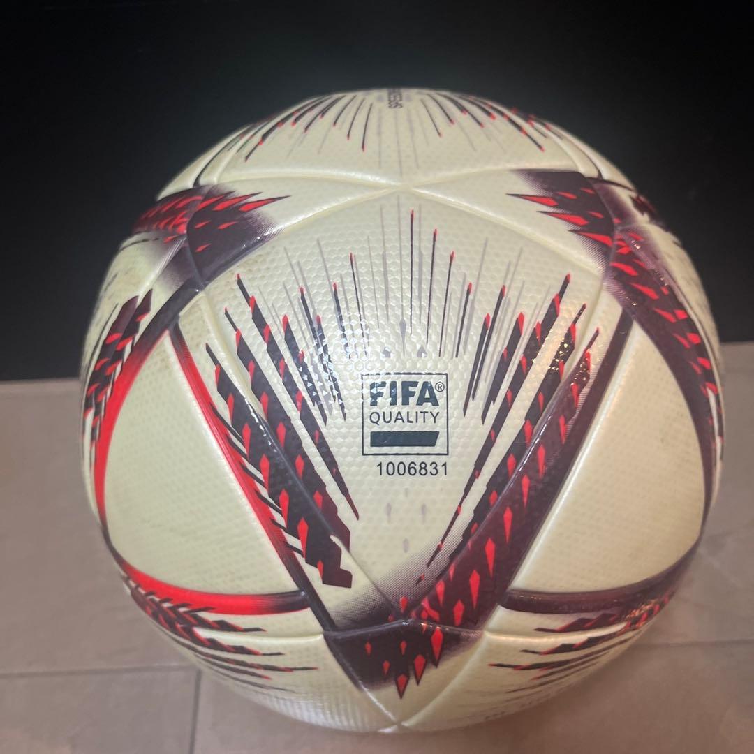 【海外限定・希少モデル】FIFAワールドカップ2022 記念5号サッカーボール