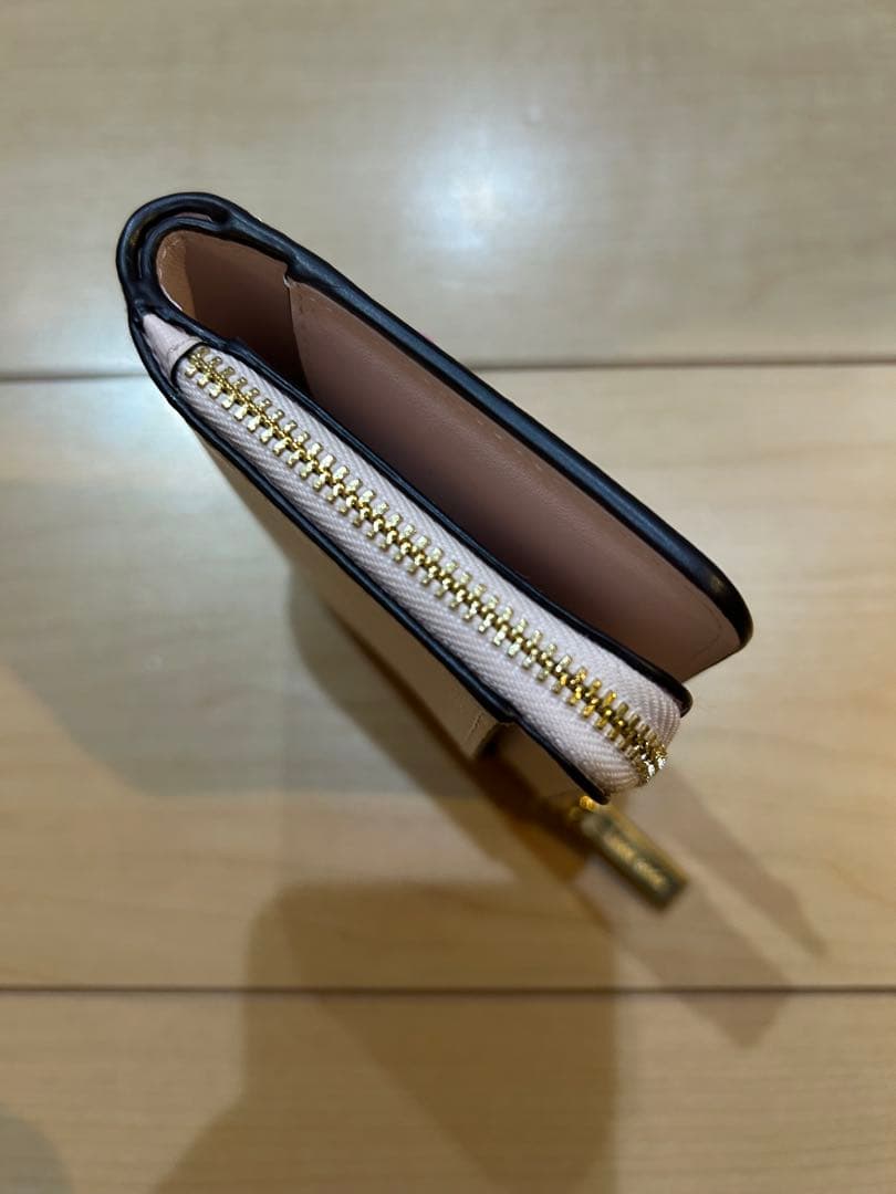 愛*彩様 Kate Spade ハートモチーフ 二つ折り財布