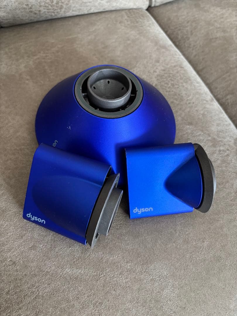 【Dyson/ダイソン】青色 金箔付 ヘアドライヤー