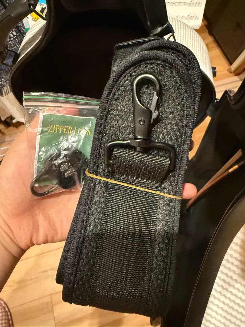 【専用】チェロ4/4用　ハードケース　未使用　白　軽量