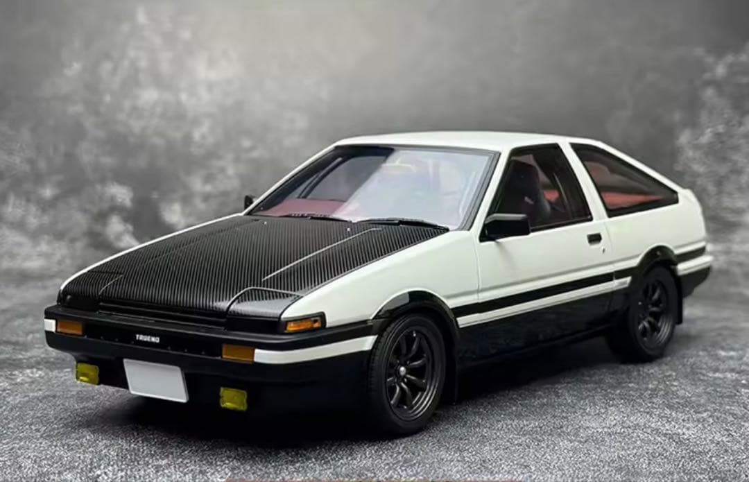 Autoart 1/18イニシャルD AE86 ミニカー