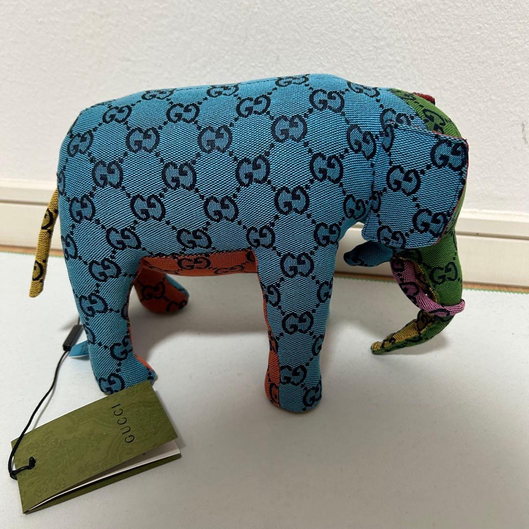 GUCCI GG柄　エレファント　ぬいぐるみ