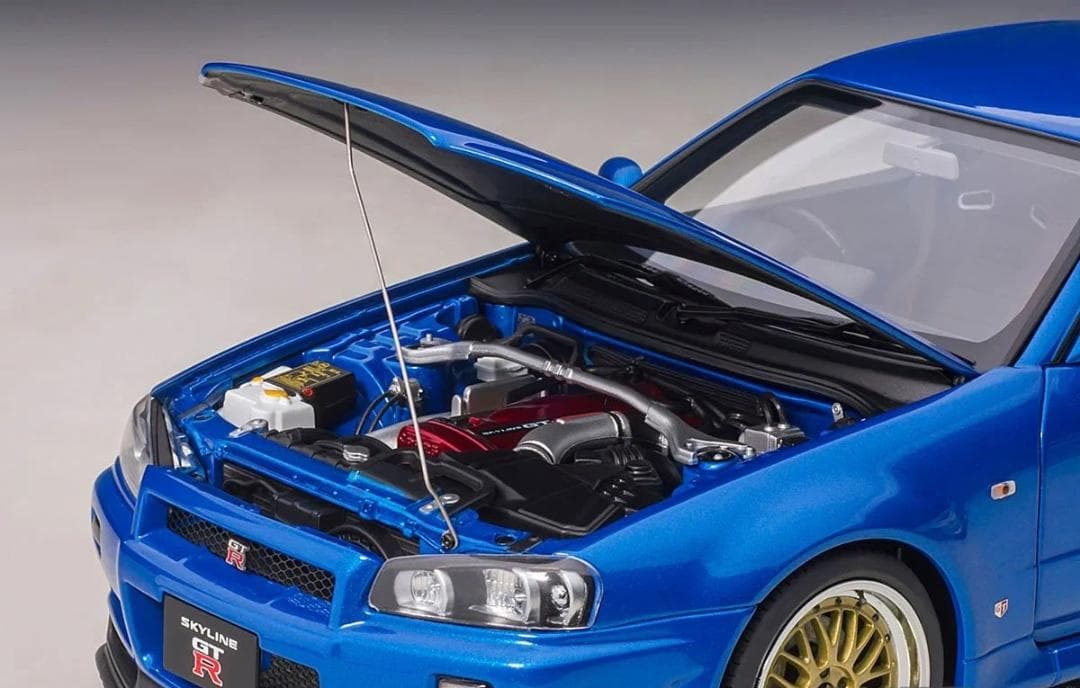 新品 1/18 オートアート スカイライン GT-R R34 Vスペック II