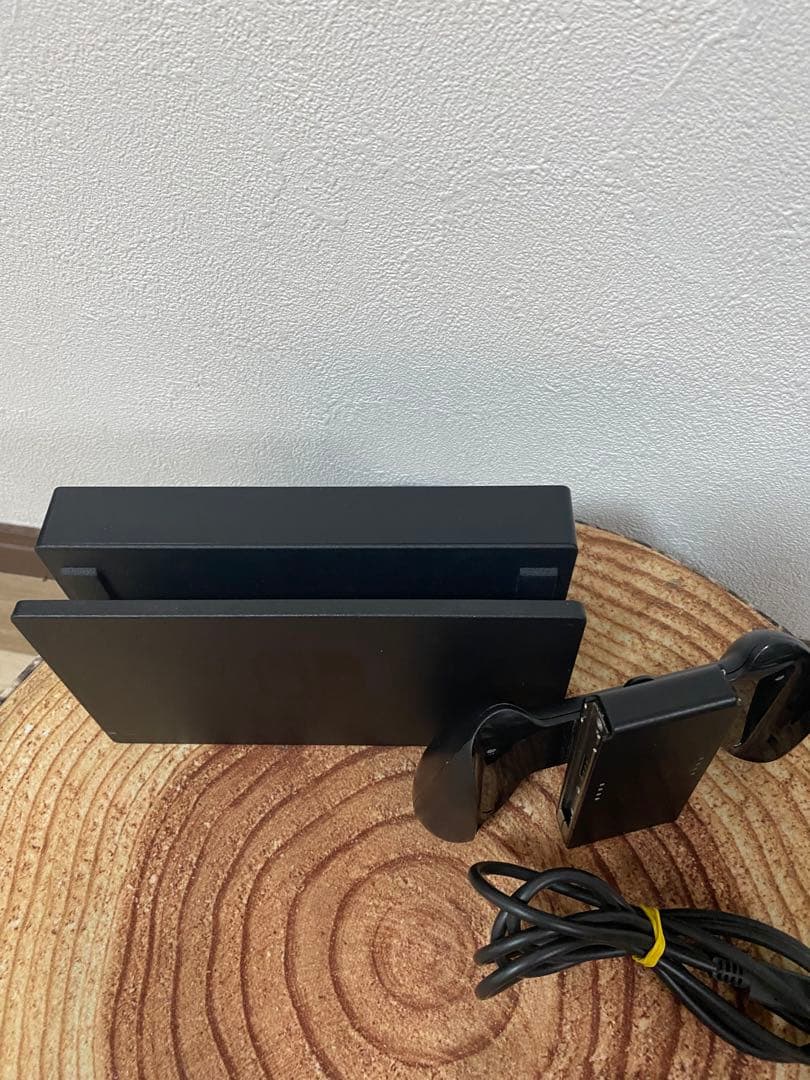 Nintendo Switch ニンテンドースイッチ本体　RED/YEL箱無し①