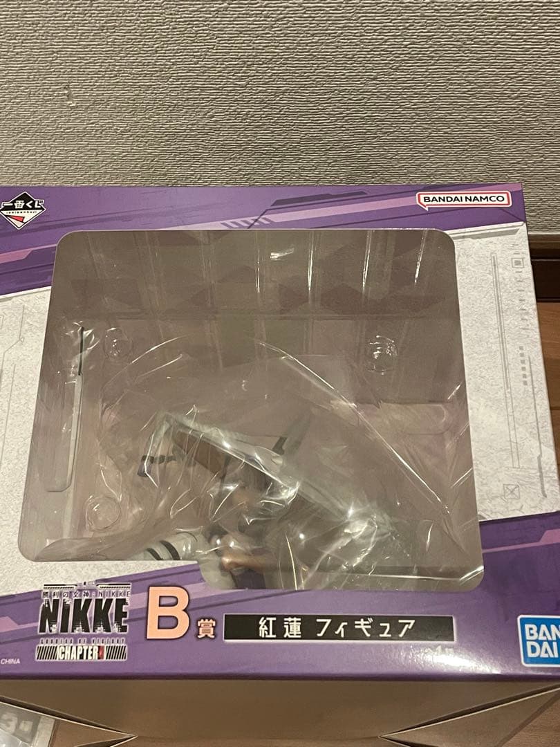 一番くじ　勝利の女神　NIKKE B賞　紅蓮　フィギュア　ビッグアクリルスタンド