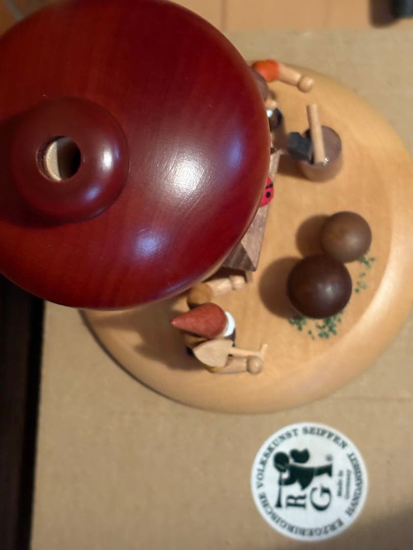 ドイツ製　ドイツ工芸品　煙出し人形　HANDARBEIT 未使用品　木製