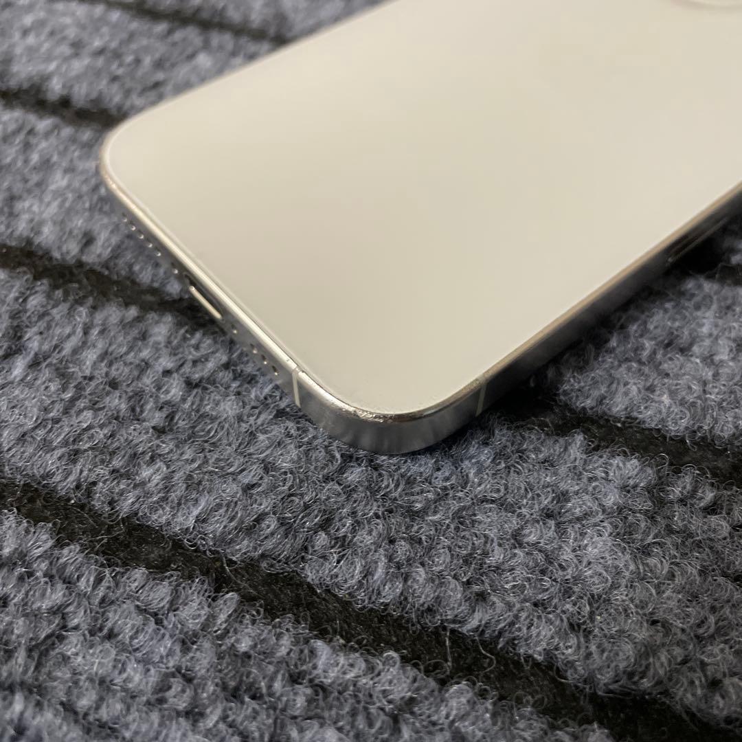 162 iPhone15 Pro 128GB ホワイトチタニウム SIMフリー