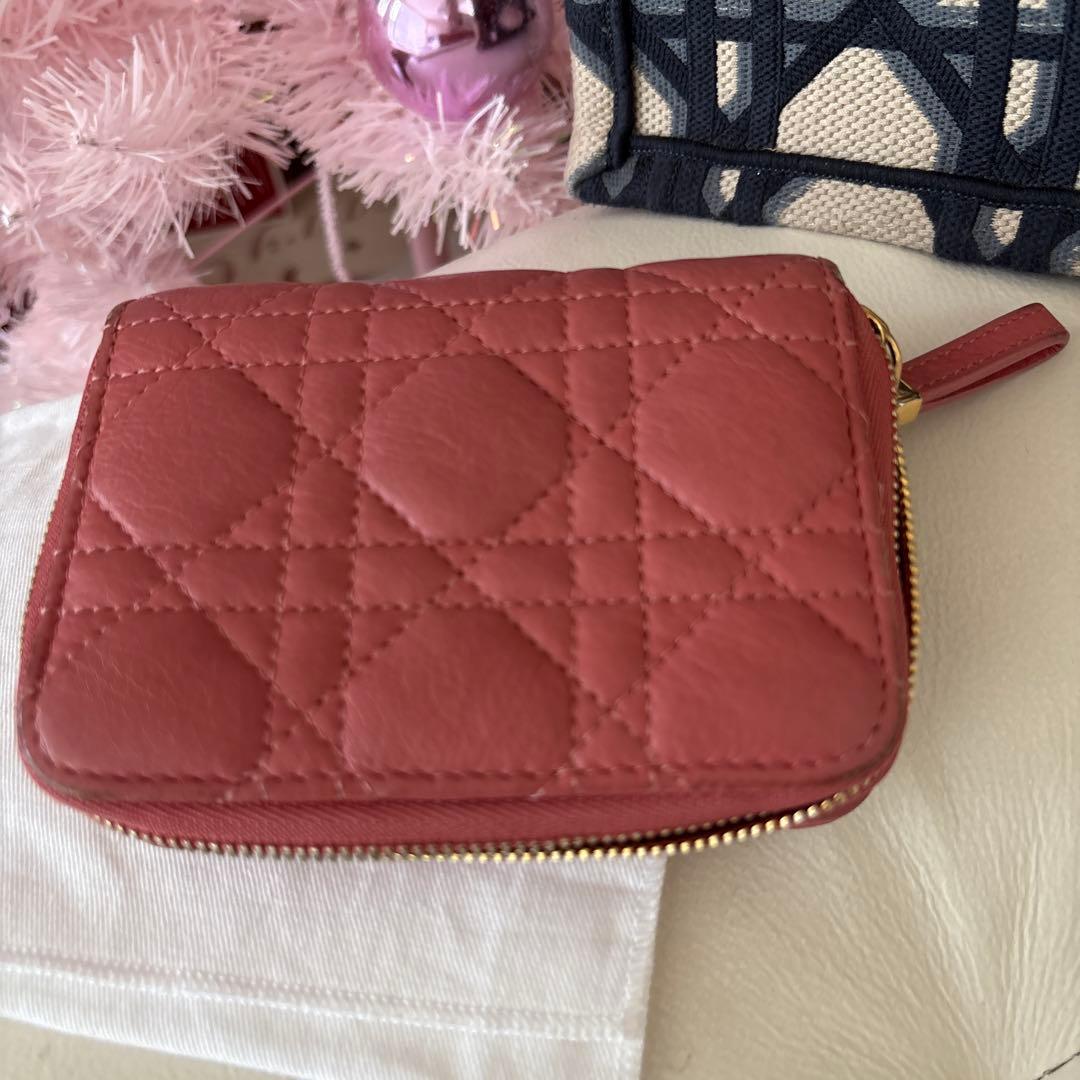 cocoDior ローズピンク キルティング 二つ折り財布　カロ