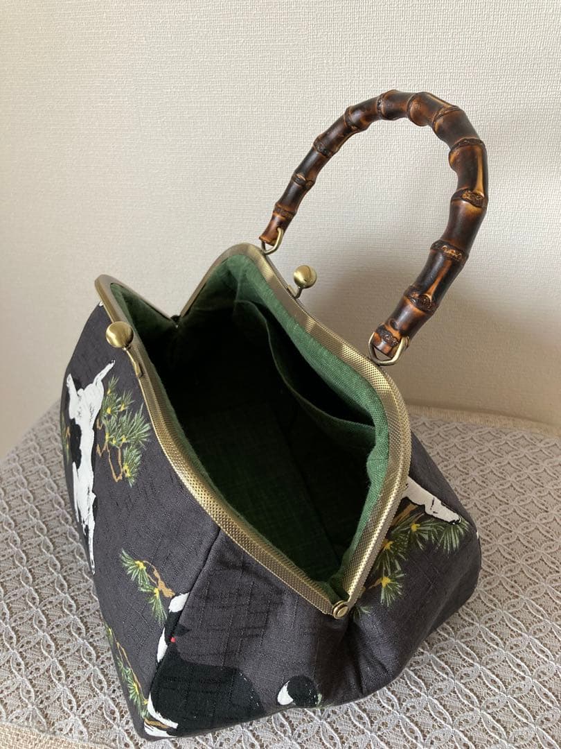 ❤️着物お出かけbag 猫と松　バンブーハンドルbag