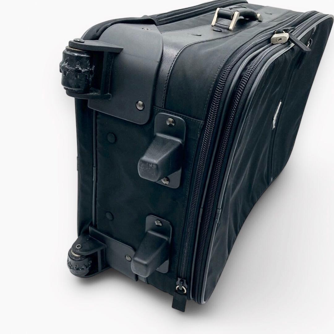 プラダ ナイロンキャリーケース キャリーバッグ ブラック