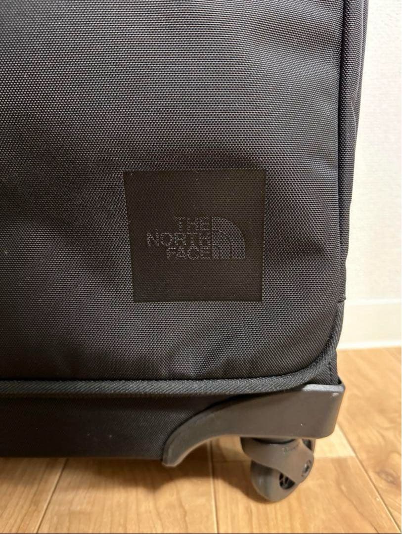 新品　THE NORTH FACE キャリー　スーツ　ケース