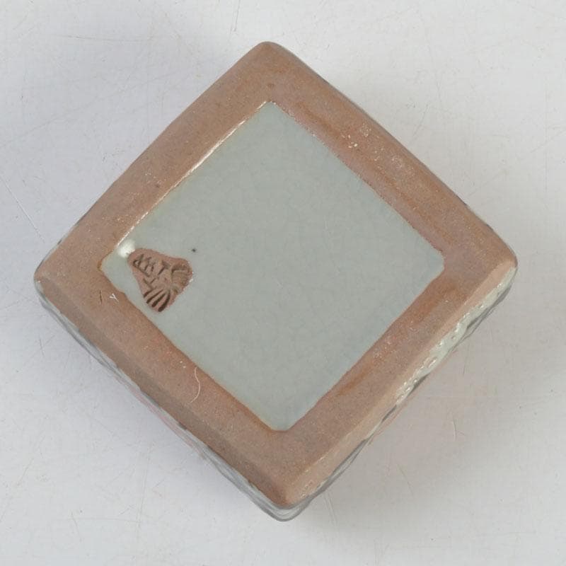 茶道具　萬古焼　加賀瑞山造　干支牛人物牧童文　角香合　共箱　V　9688