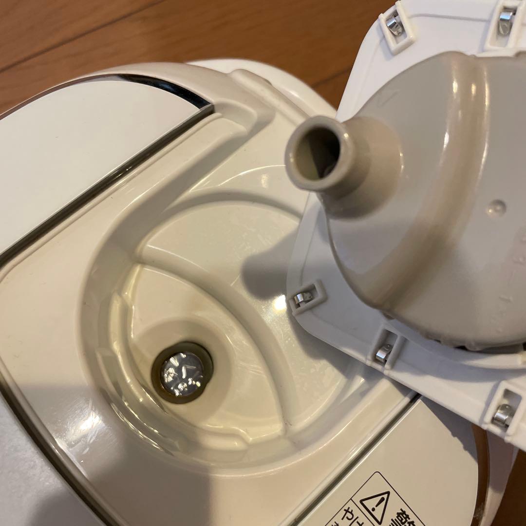 炊飯器 象印　NP-RM05型 ホワイト