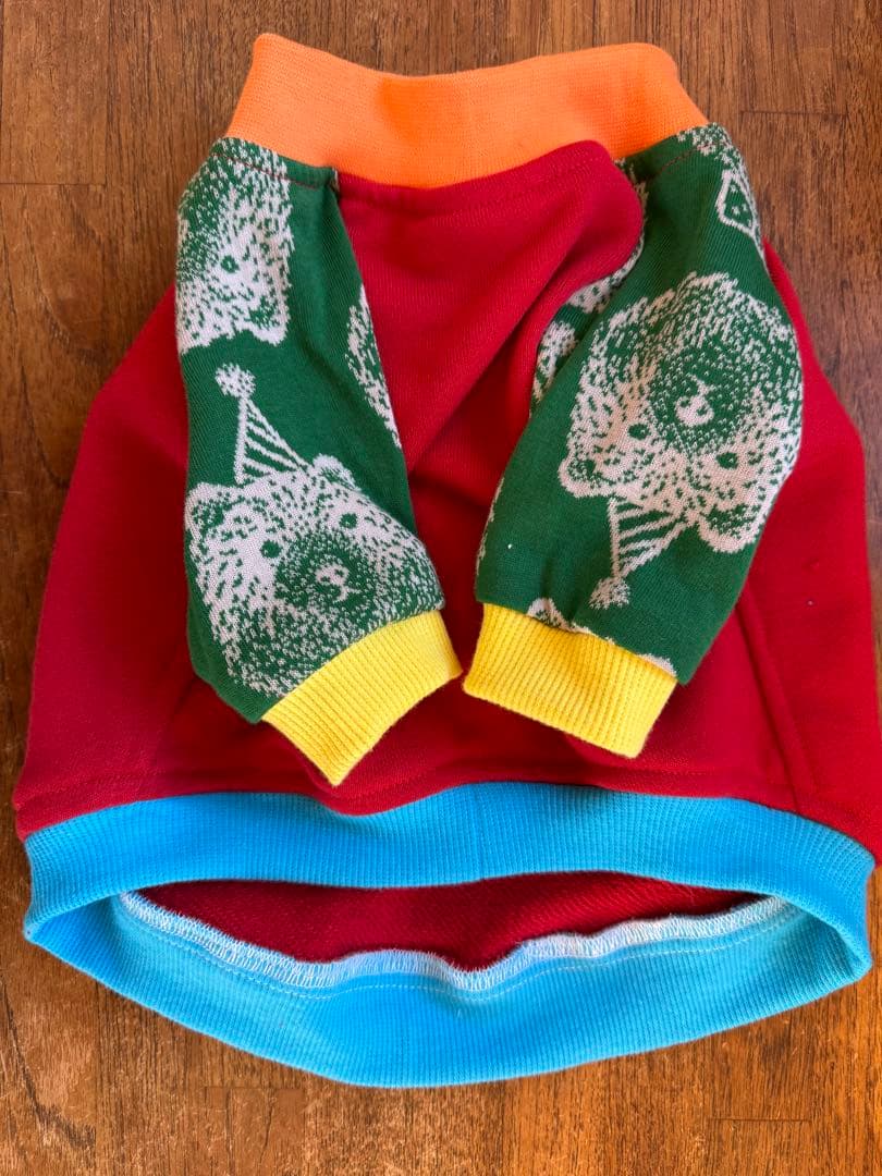 袖にクマさんのロンT  フレブル服　パグ服　犬服　ハンドメイド