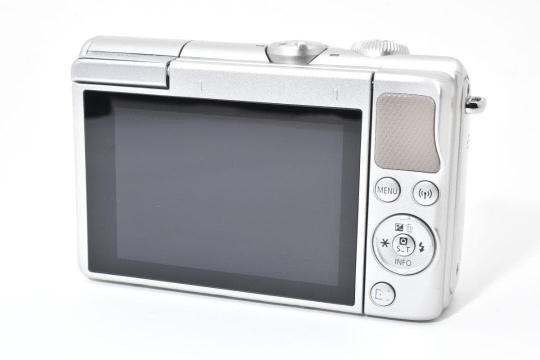 キヤノン CANON EOS M100 EF-M 15-45mm IS STM