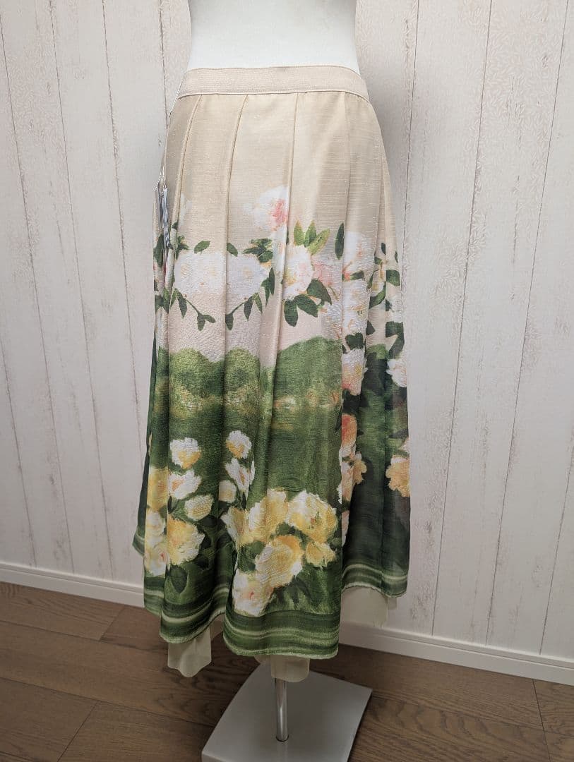 (未使用品タグ付き)エムズグレイシー40 　　お花プリントスカート