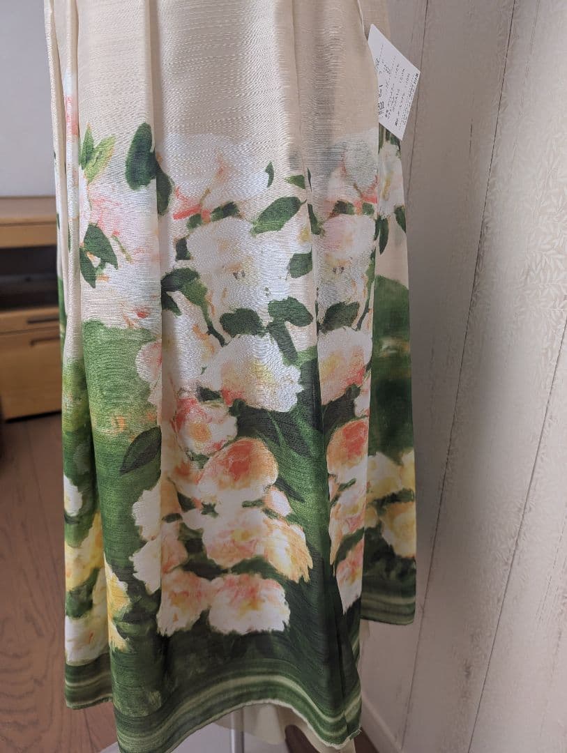(未使用品タグ付き)エムズグレイシー40 　　お花プリントスカート