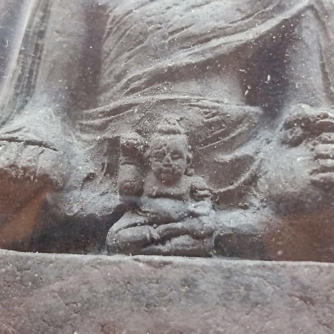 強いクメール魔法による宝の女神　チャオメークンサープ2554