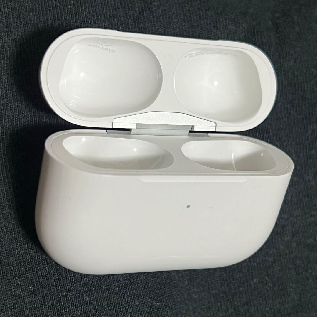 Apple AirPods Pro (第2世代) 本体 ケーブル